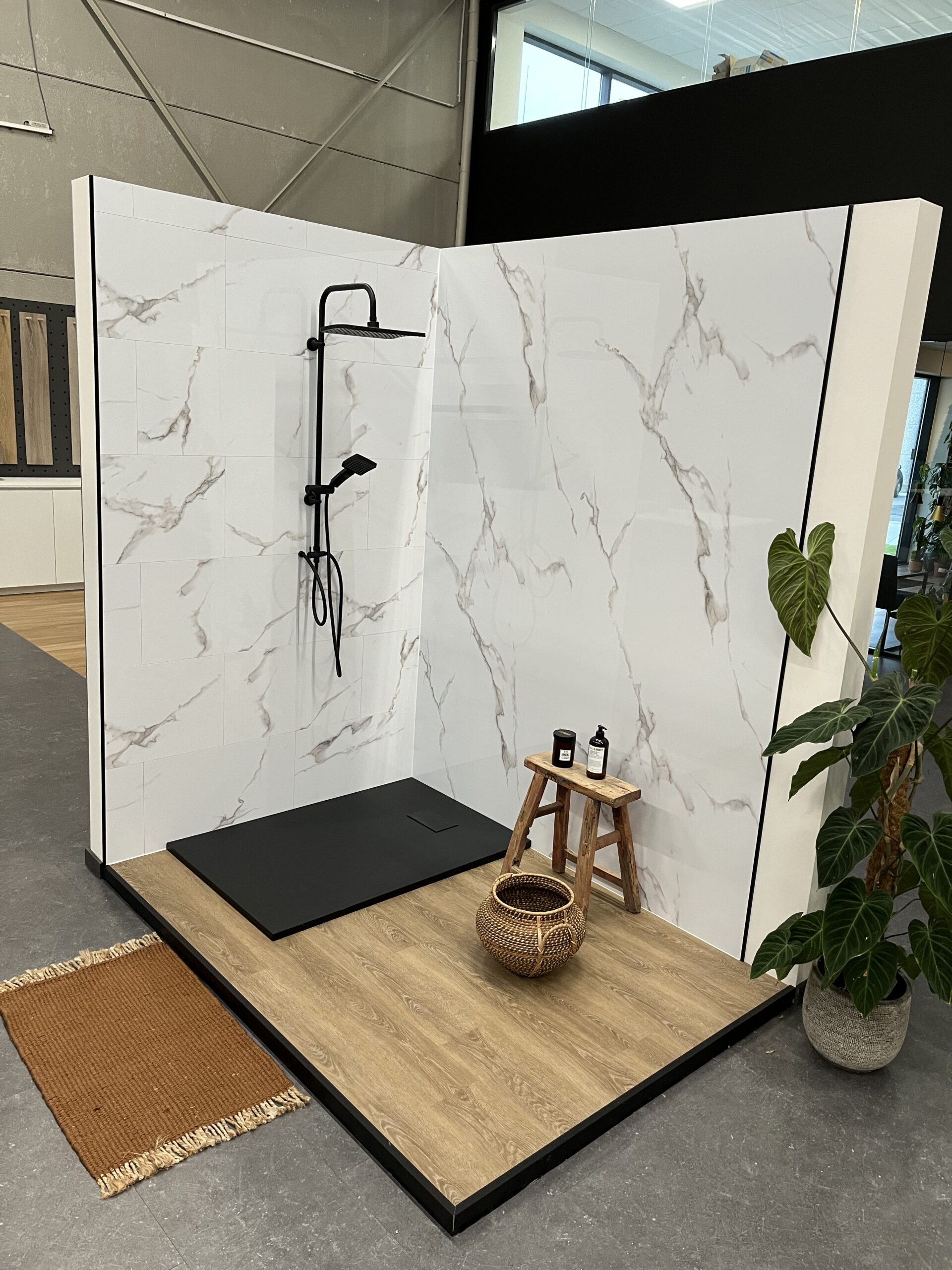 Wasserfeste Duschpaneele im design boden outlet