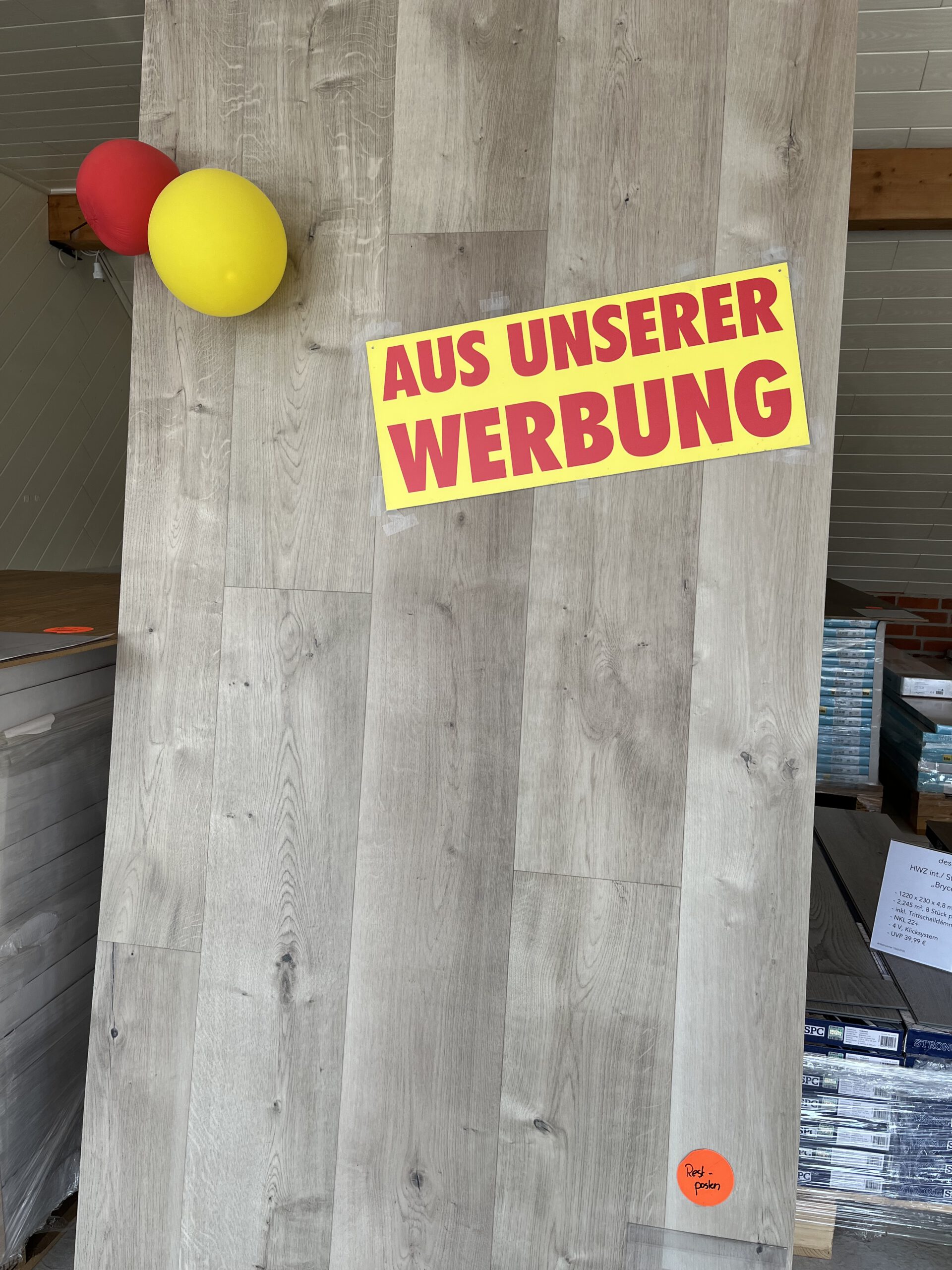 Ausstellungsbereich mit Bodenproben